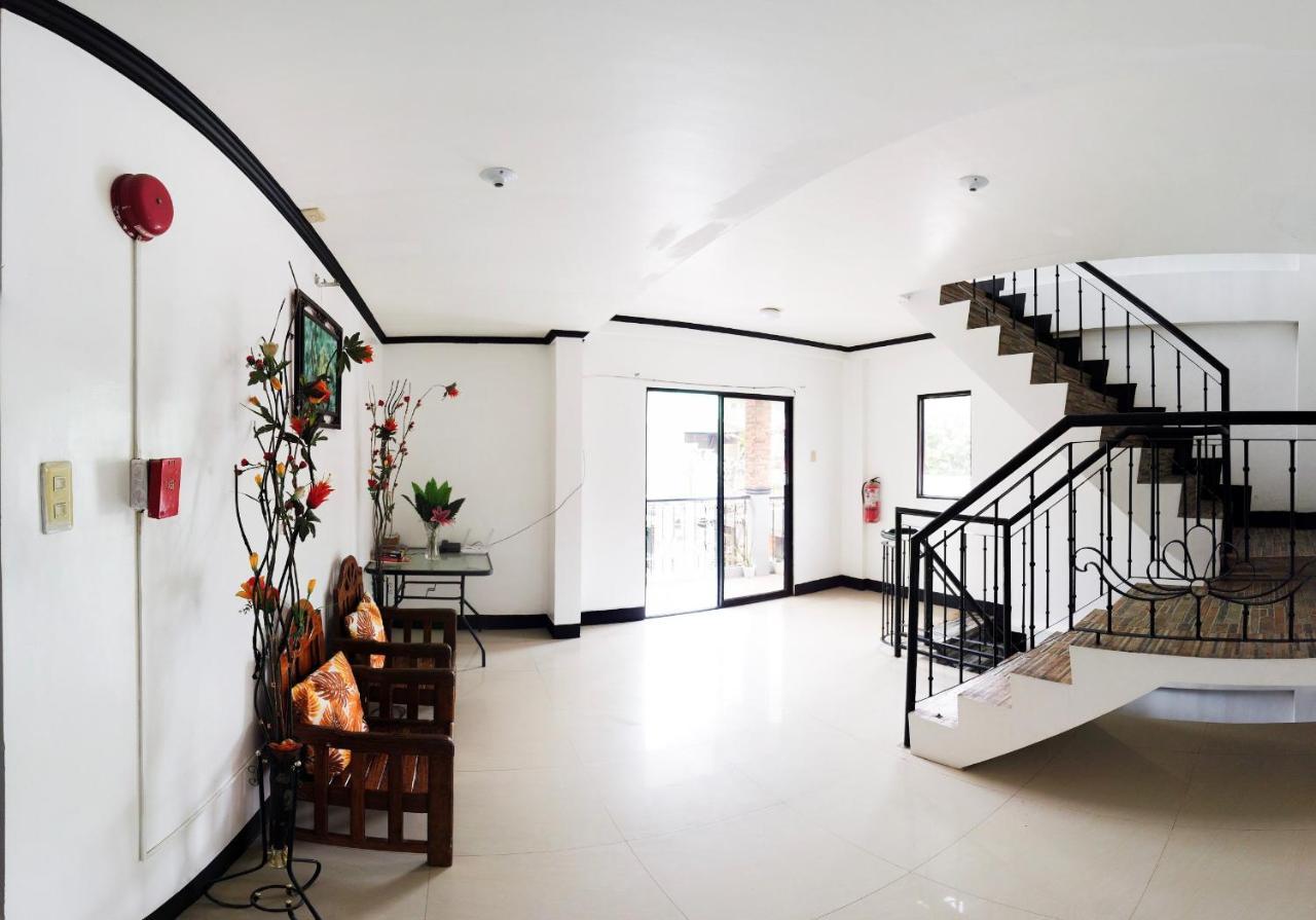 Amparo'S Tourist Inn - Coron Exterior photo